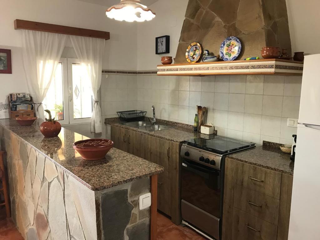 Caseta Del Chato Deltebre Luaran gambar
